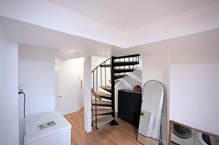 92-30 212th Pl, Queens Village, NY 11428 - Photo 11