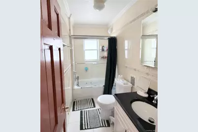 9230 212th Place, Queens Village, NY 11428 - Photo 5