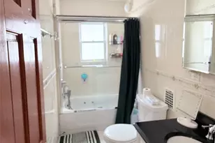 92-30 212th Pl, Queens Village, NY 11428 - Photo 5