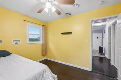 849 Warren Avenue, Thornwood, NY 10594 - Photo 23