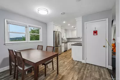 849 Warren Avenue, Thornwood, NY 10594 - Photo 13