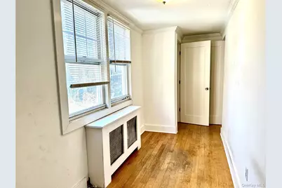 232 Fifth Avenue #S (right side), Pelham, NY 10803 - Photo 9