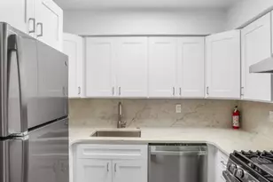 137-16 167th St, Jamaica, NY 11434 - Photo 9