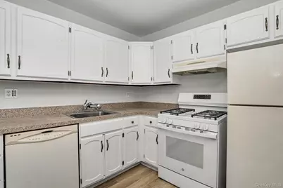 13 Scenic #F, Croton on Hudson, NY 10520 - Photo 15