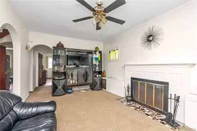 1639 Empire Street, Elmont, NY 11003 - Photo 5