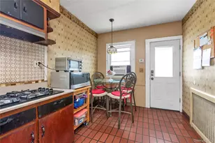 1639 Empire St, Elmont, NY 11003 - Photo 7