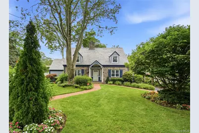 3 Carnegie Avenue, Cold Spring Harbor, NY 11724 - Photo 1