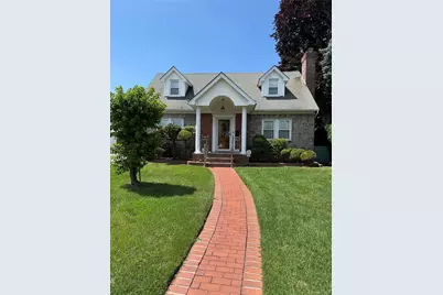 19 Aberdeen Road, New Hyde Park, NY 11040 - Photo 1