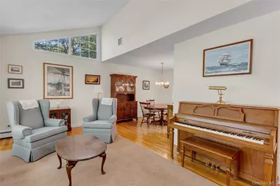 6 Primrose Lane, Huntington, NY 11743 - Photo 3