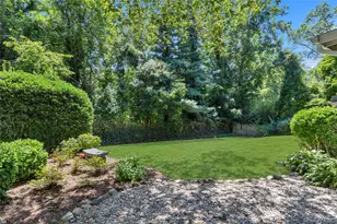 6 Primrose Ln, Huntington, NY 11743 - Photo 19