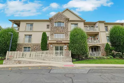 32 N De Baun Avenue #207, Suffern, NY 10901 - Photo 1