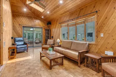 27 Fisher Road, Commack, NY 11725 - Photo 11