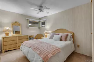 27 Fisher Rd, Commack, NY 11725 - Photo 15