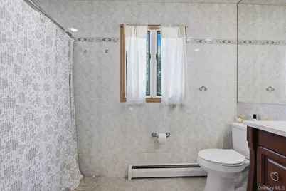 156 Lea Ann Terrace, Wantagh, NY 11793 - Photo 23