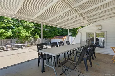 156 Lea Ann Terrace, Wantagh, NY 11793 - Photo 31