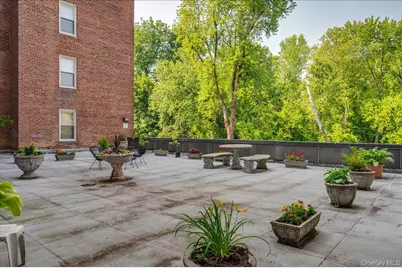 1111 Midland Avenue #6G, Bronxville, NY 10708 - Photo 19