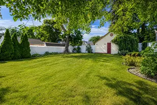 59 Northridge St, Patchogue, NY 11772 - Photo 33