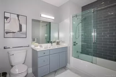 75 Circle Drive #92-101, Central Islip, NY 11722 - Photo 11