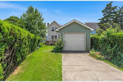 1047 Cornwell Avenue, Baldwin, NY 11510 - Photo 25