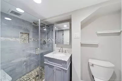 6424 Pleasantview Street, Middle Village, NY 11379 - Photo 13