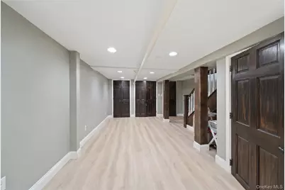 6424 Pleasantview Street, Middle Village, NY 11379 - Photo 11
