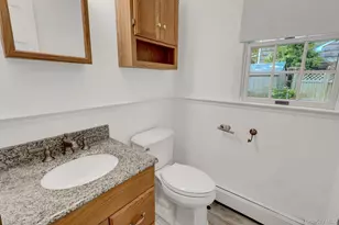 8 Tobi Ln, Setauket, NY 11733 - Photo 17