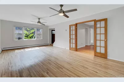 8 Tobi Lane, Setauket, NY 11733 - Photo 7