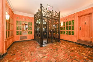 77-16 Austin St, Forest Hills, NY 11375 - Photo 15