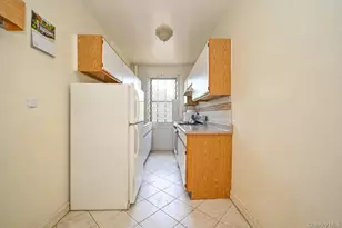 77-16 Austin St, Forest Hills, NY 11375 - Photo 9