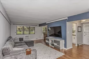 61-17 231st St, Oakland Gardens, NY 11364 - Photo 3