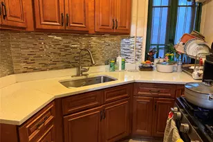 1551 Unionport Rd, Bronx, NY 10462 - Photo 3