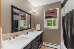 11 Carnelli Ct, Poughkeepsie, NY 12603 - Photo 25