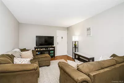 414 Maryland Avenue #2C, New York, NY 10305 - Photo 5