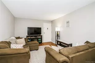 414 Maryland Ave, New York, NY 10305 - Photo 5
