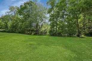 28 Cheshire Ln, Yorktown Heights, NY 10598 - Photo 27