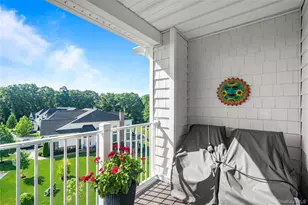 19303 Aspenwood Dr, Plainview, NY 11803 - Photo 25
