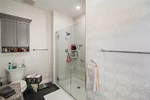19303 Aspenwood Dr, Plainview, NY 11803 - Photo 17