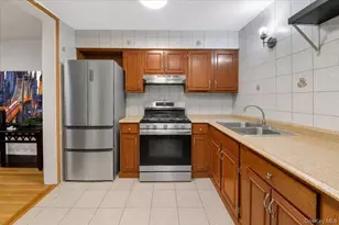 2066 Cicero Ave, Bronx, NY 10473 - Photo 5
