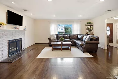 56 Homeland Drive, Huntington, NY 11743 - Photo 3
