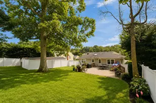 56 Homeland Dr, Huntington, NY 11743 - Photo 13