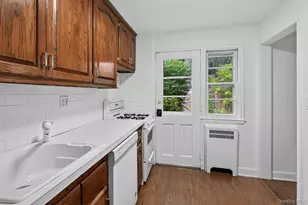 30 Pondview Rd, Rye, NY 10580 - Photo 5
