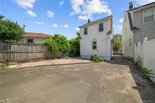 114-22 212th St, Cambria Heights, NY 11411 - Photo 31