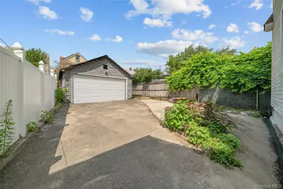 11422 212th Street, Cambria Heights, NY 11411 - Photo 29