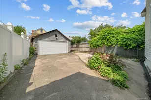 114-22 212th St, Cambria Heights, NY 11411 - Photo 29