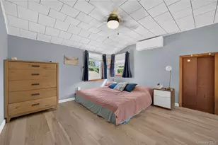 120 Bert Ave, Westbury, NY 11590 - Photo 15