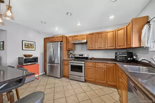 120 Bert Ave, Westbury, NY 11590 - Photo 5