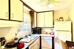 3922 Wilshire Ln, Oakdale, NY 11796 - Photo 5