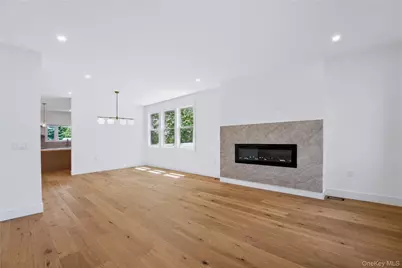45 Glade Lane, Levittown, NY 11756 - Photo 3