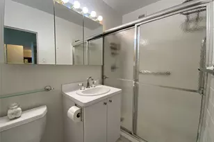 270-10 Grand Central Pkwy, Floral Park, NY 11005 - Photo 11