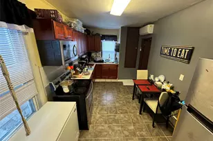 169 Fillmore St, Yonkers, NY 10701 - Photo 3